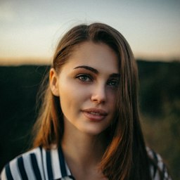 Charlotte M. - verified member
